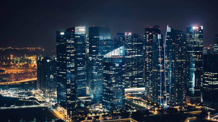 王德诚：8.8玻璃纯碱待破新高<strong></p>
<p>豆粕期货</strong>，白银螺纹钢豆粕期货抗跌性强