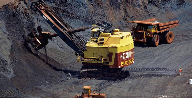 王德诚：6.29生猪涨势喜人<strong></p>
<p>橡胶期货</strong>！焦煤螺纹钢生猪橡胶期货分析