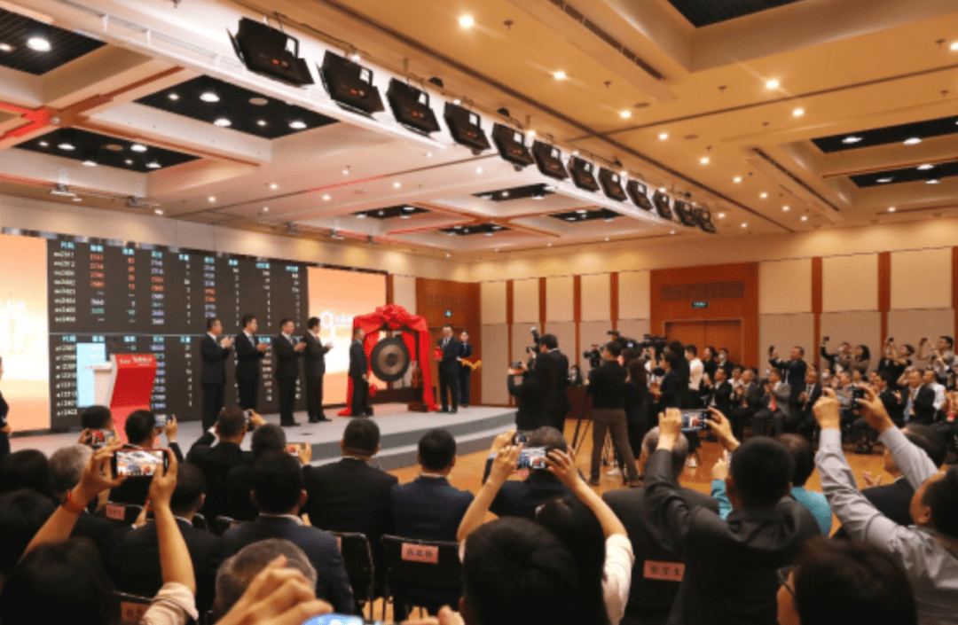 新华财经｜助力有色金属企业管理风险 氧化铝期货挂牌上市