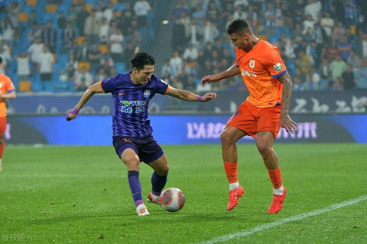 泰山队1比1战平津门虎<strong></p>
<p>虎币网</strong>，克雷桑赛后被山东球迷网暴，遭点名批评