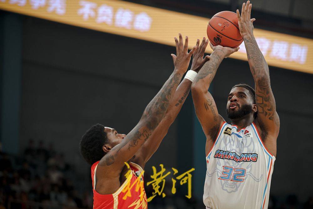 外援新政让CBA更“刺激”<strong></p>
<p>币风港</strong>，山东男篮第四外援会选谁？