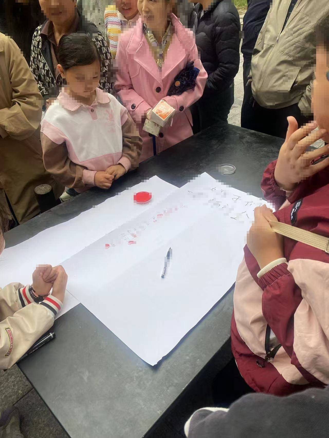 苏州知名艺术培训机构宣布破产<strong></p>
<p>币风港</strong>，老板下跪称“绝不跑路”，事发前安排活动消耗课时费