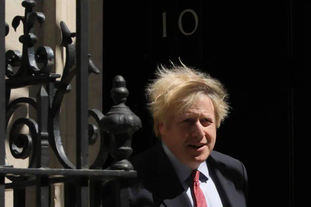 军事 | 泽连斯基开了前所未有大口子<strong></p>
<p>币风港</strong>，这事问过约翰逊吗？