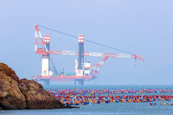 “某些国家话说得很满却不落实<strong></p>
<p>kin币行情</strong>，中国正相反”