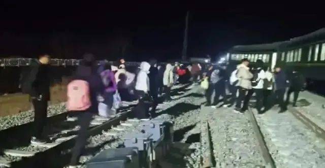 广东11月将迎3次降水<strong></p>
<p>etf币</strong>，4次冷空气！未来广州天气→