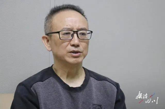 水务“蛀虫”以酒变现掩饰贪腐<strong></p>
<p>上币精品网</strong>，行贿者一次送150瓶五粮液