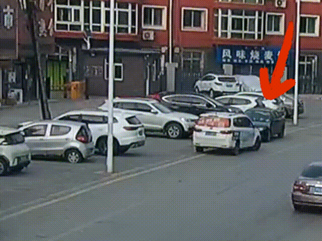 男子一时想不开<strong></p>
<p>币圈论坛社区</strong>，服下头孢配白酒！40分钟后……