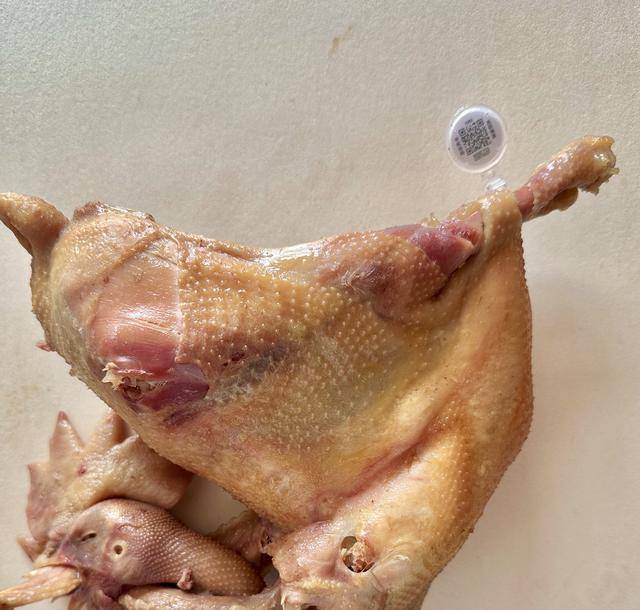 “没有一只鸡能活着飞出滑县”<strong></p>
<p>初入币圈</strong>，道口烧鸡开启新纪元