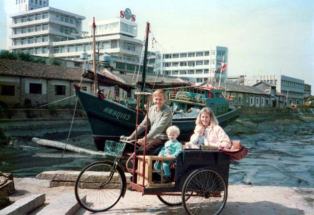 定居中国的美国教授潘维廉：中国远远领先<strong></p>
<p>炒币破产</strong>，每次出国都感觉回到20年前