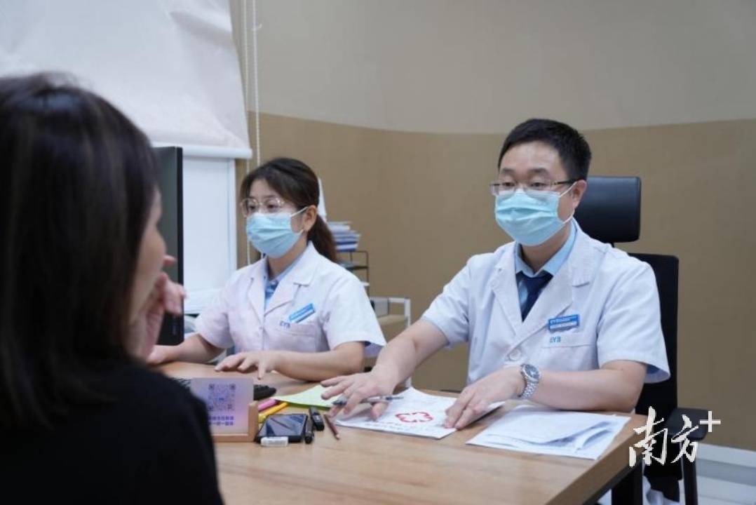 错用1%高浓度阿托品<strong></p>
<p>炒币破产</strong>，12岁东莞女孩变“老花眼”