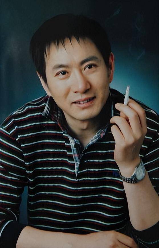 “坏人专业户”姚刚：一生无妻无子<strong></p>
<p>新农币</strong>，如今53岁在千万豪宅一个人住