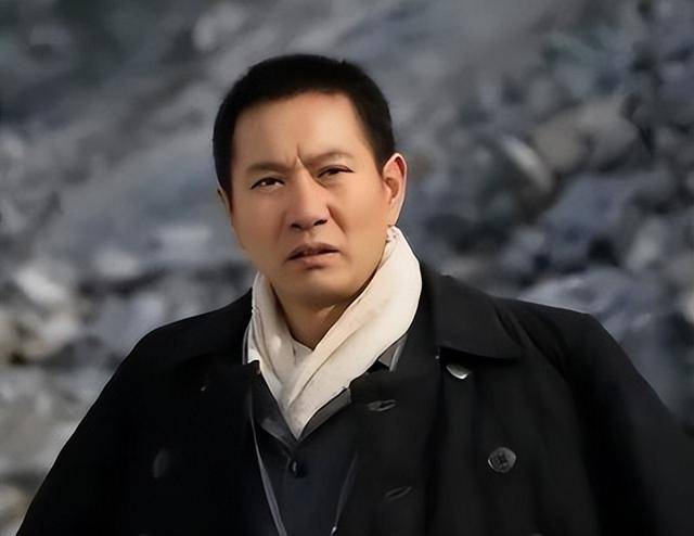 “坏人专业户”姚刚：一生无妻无子<strong></p>
<p>新农币</strong>，如今53岁在千万豪宅一个人住