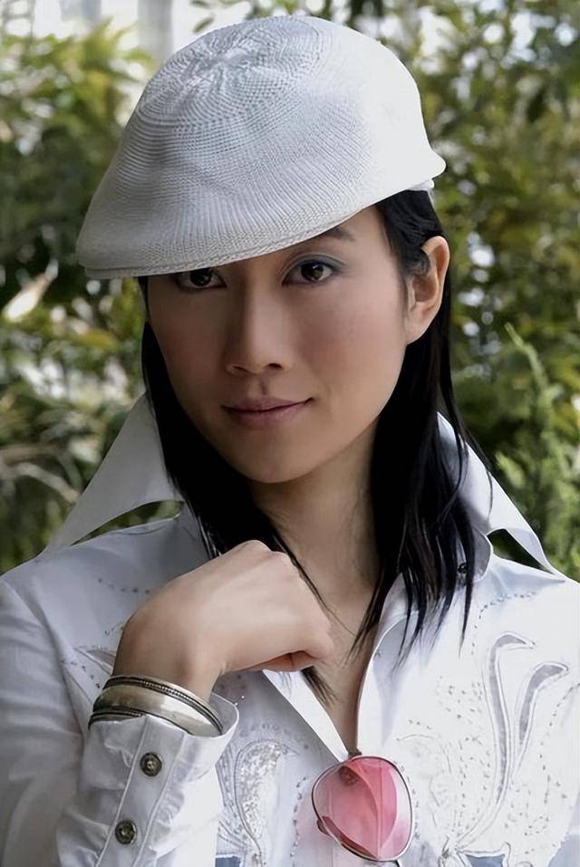 “坏人专业户”姚刚：一生无妻无子<strong></p>
<p>新农币</strong>，如今53岁在千万豪宅一个人住