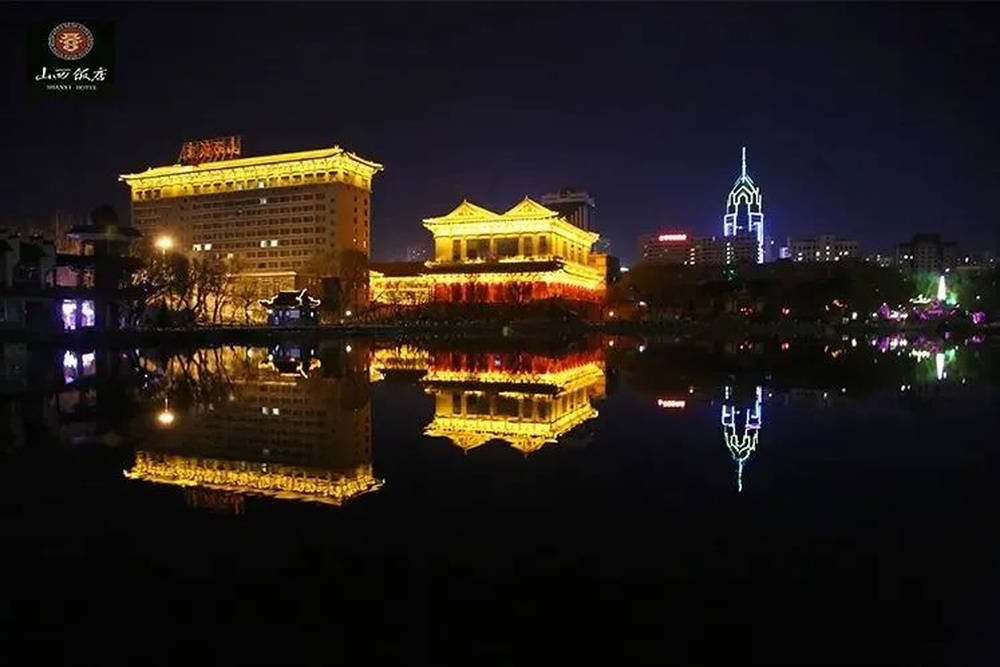 山西饭店上热搜<strong></p>
<p>新农币</strong>！网友：啥？你们平时都搁这儿吃饭？