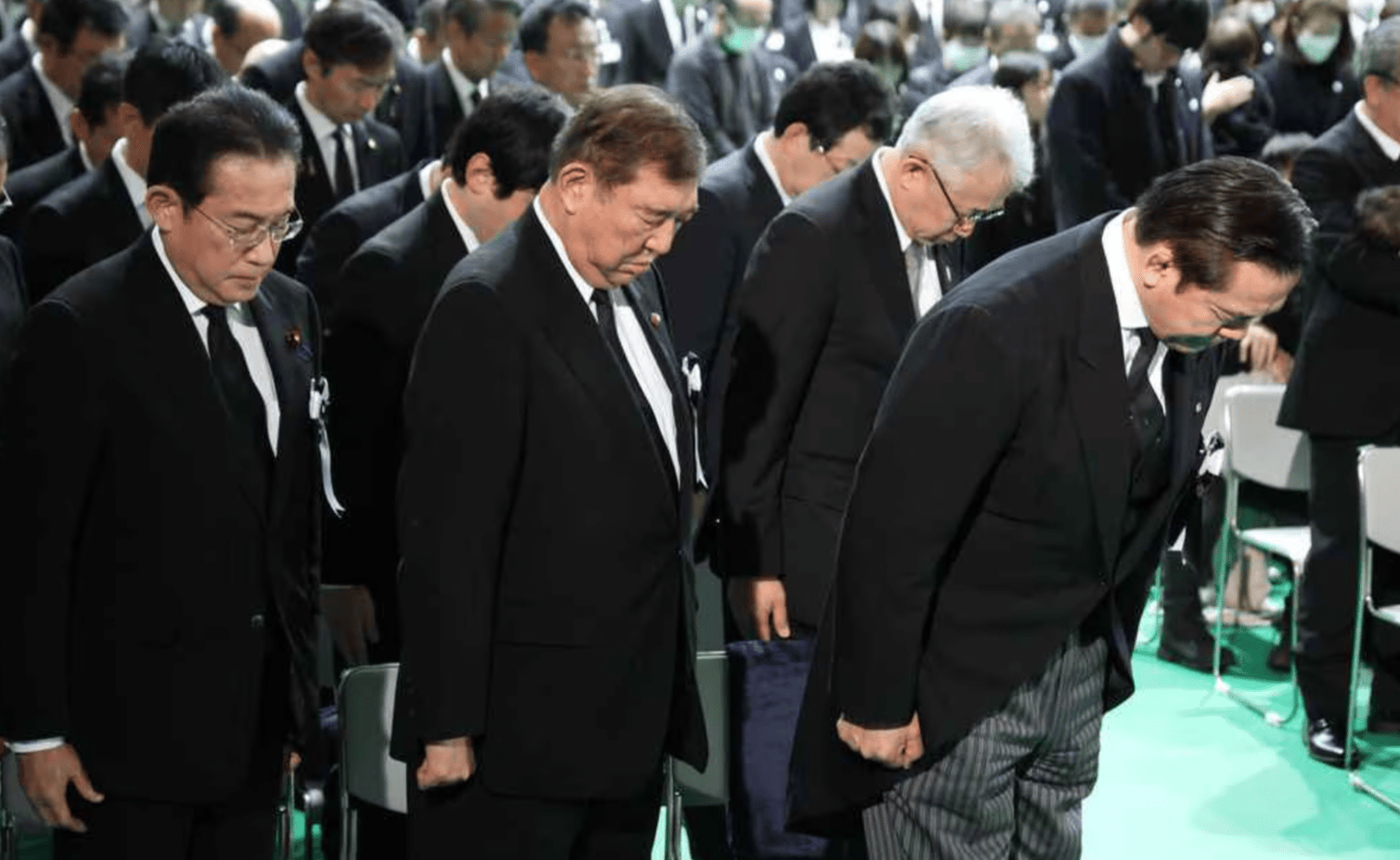 日本首相出席活动会场附近<strong></p>
<p>币圈新秀</strong>，20岁大学生因形迹可疑身藏利器被捕