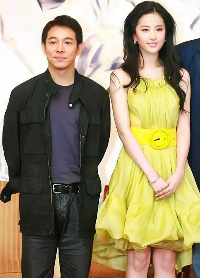 李连杰:后事一切从简<strong></p>
<p>合约币走势</strong>，不用立碑也不用办丧事，树葬海葬都可以