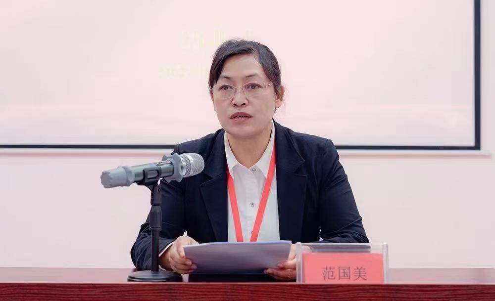 贵州两名女官员一人被决定逮捕、一人被提起公诉<strong></p>
<p>月亮币售价</strong>，二人均涉嫌受贿