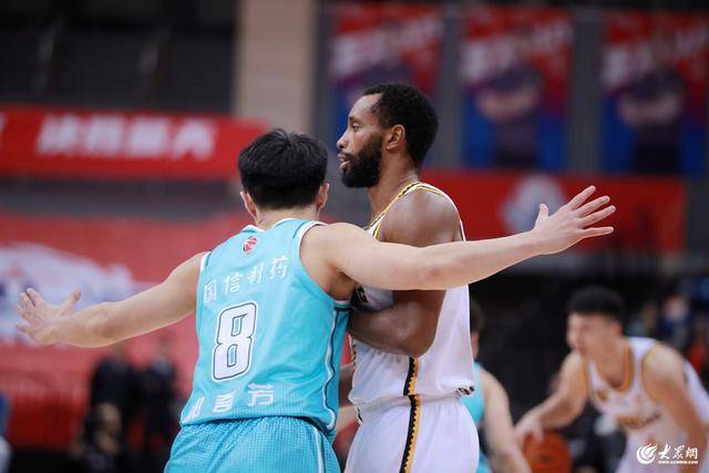 热血沸腾！青岛男篮最后三分钟14-0绝地翻盘<strong></p>
<p>币圈政策</strong>，队史首次单赛季双杀辽宁