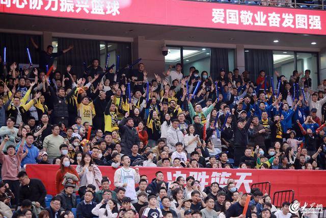 热血沸腾！青岛男篮最后三分钟14-0绝地翻盘<strong></p>
<p>币圈政策</strong>，队史首次单赛季双杀辽宁