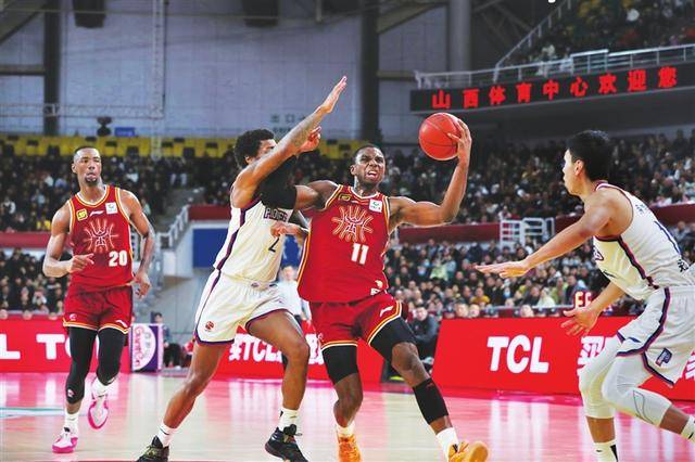 山西男篮单节“惹不起”<strong></p>
<p>支点币圈</strong>，女篮赢下“肉搏战”