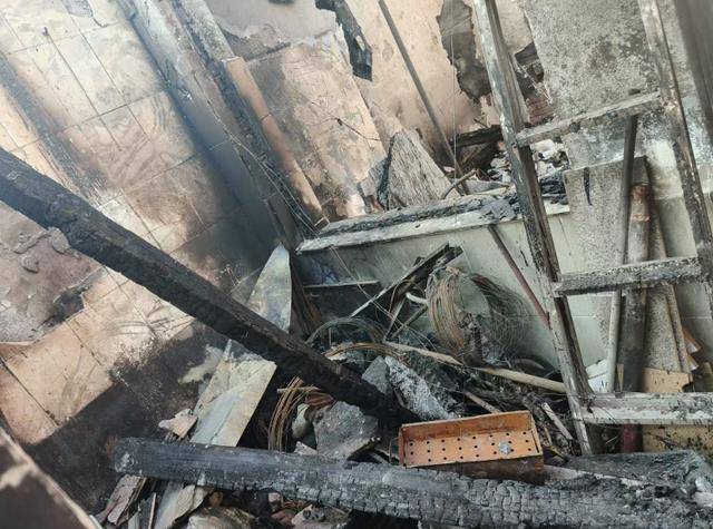 离谱！北京一女子电热毯起火后换房接着睡<strong></p>
<p>炒币线视频讲解</strong>，烧毁一排房屋……