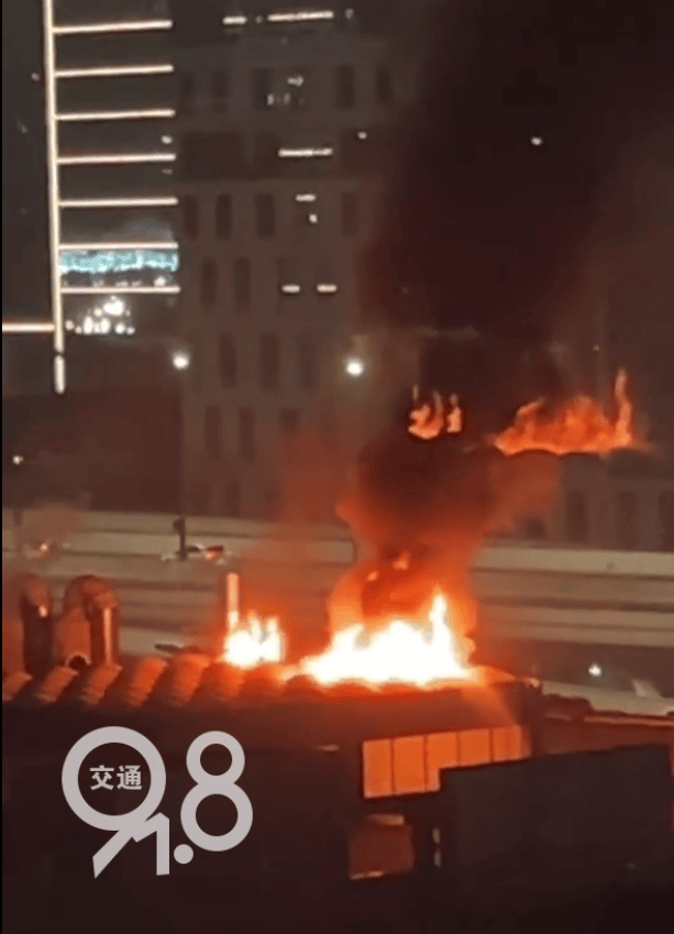 刚刚<strong></p>
<p>炒币线视频讲解</strong>！杭州一建筑突发爆炸！