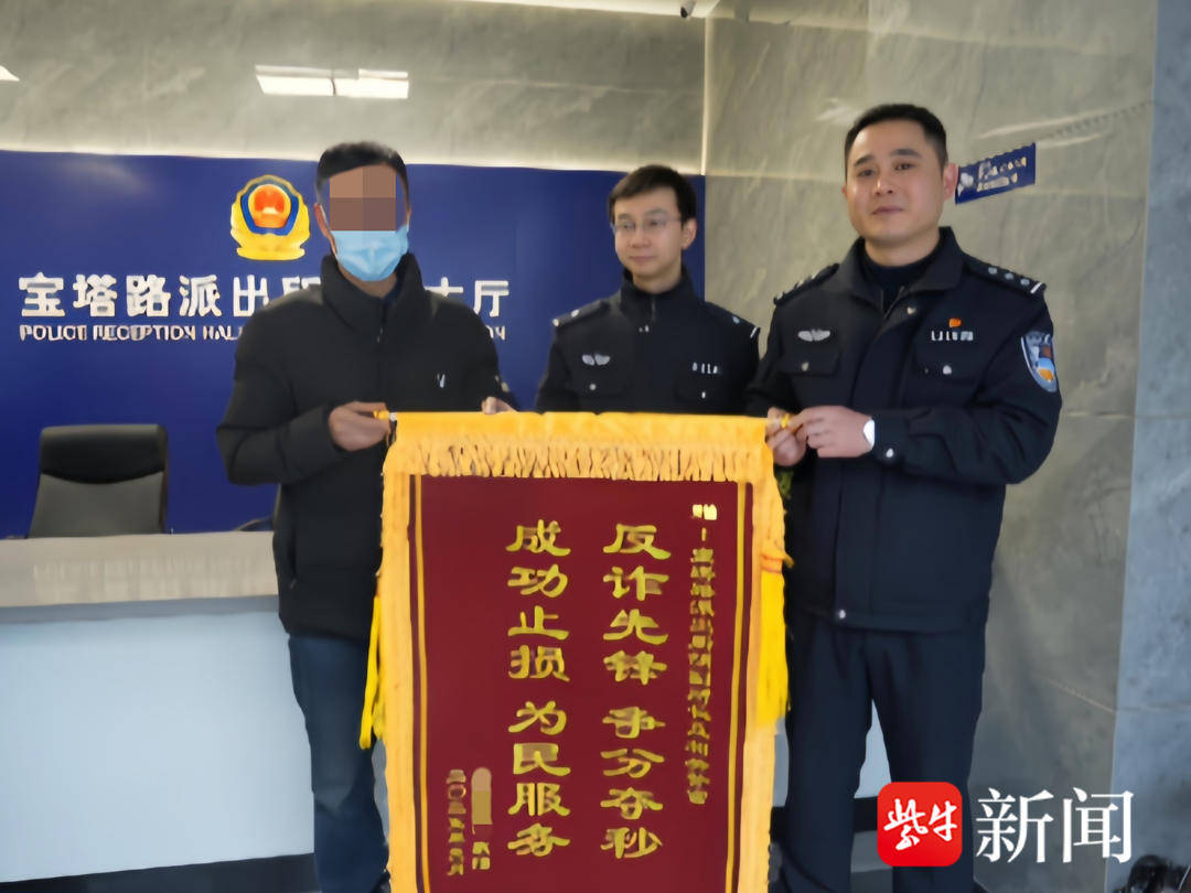 男子一次性买了166张千元面值的大润发购物卡<strong></p>
<p>炒币群</strong>，还把卡号和密码发给了骗子......