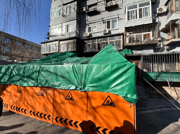 “你们不用管<strong></p>
<p>炒币必备书籍</strong>，出事我负责”！老人囤废品堵塞逃生路，不幸起火遇难