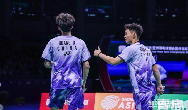 在青岛上演惊天大逆转！中国队3:2险胜日本队<strong></p>
<p>炒币必备书籍</strong>，挺进羽毛球亚团赛决赛