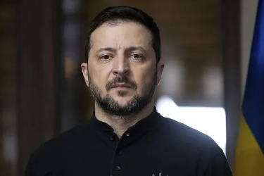 泽连斯基终于知道<strong></p>
<p>炒币视频</strong>，特朗普是得罪不起的，那怎么办呢？