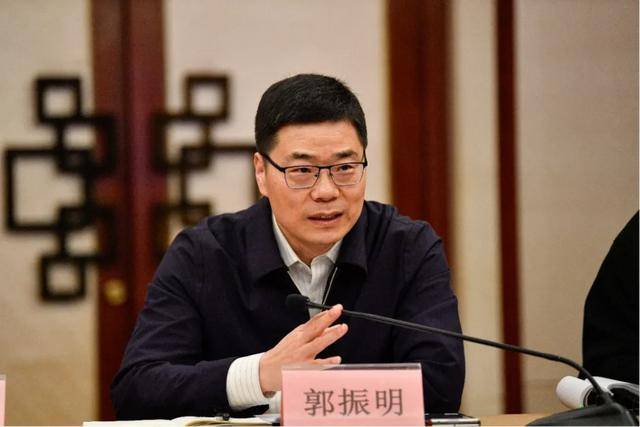 中国篮协：王芳卸任