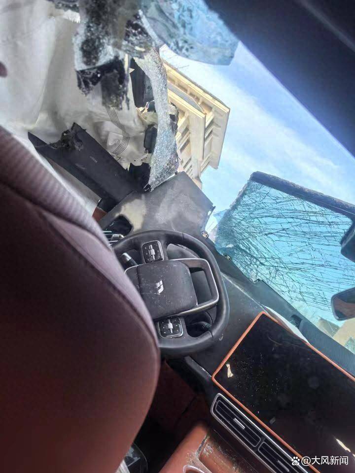 两个安全气囊都没弹开？男子驾“理想”追尾铲雪车<strong></p>
<p>上币保证金</strong>，颅骨骨折当场昏迷