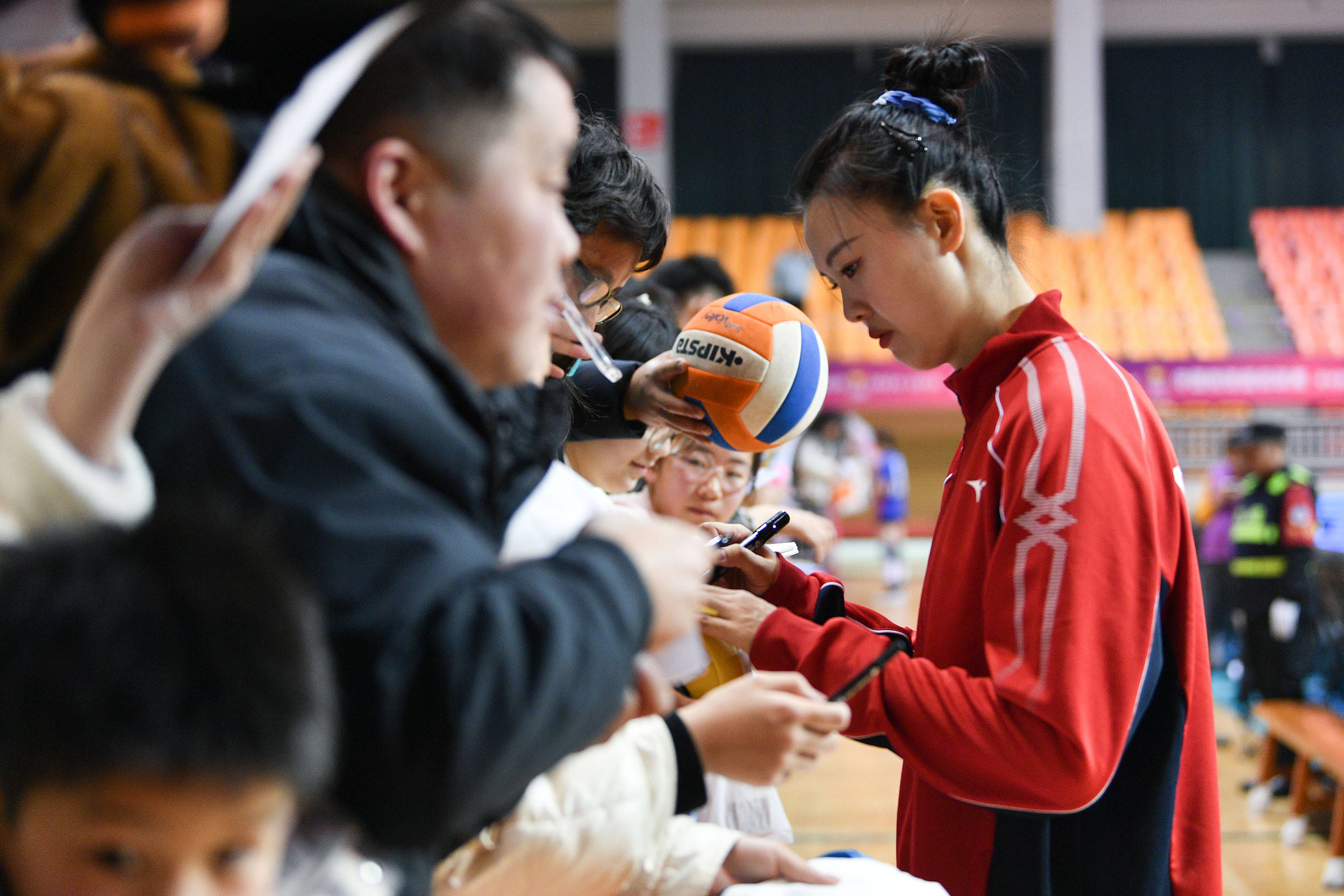 深一度｜老将张常宁<strong></p>
<p>ft币价格</strong>，排球征途迎风而上