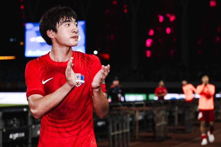 16岁魏祥鑫出战中超！上村健一：若有能力<strong></p>
<p>币果</strong>，越早踢上顶级联赛越好