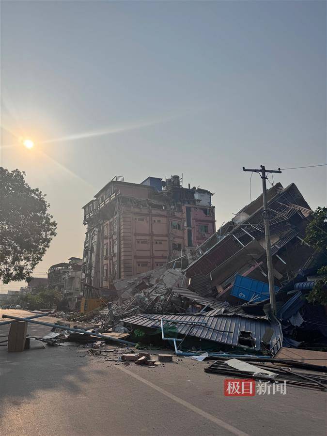 三名中国人在曼德勒所住宾馆垮塌：一人从6楼掉下失联<strong></p>
<p>炒币故事</strong>，另一人在废墟中被安全挖出