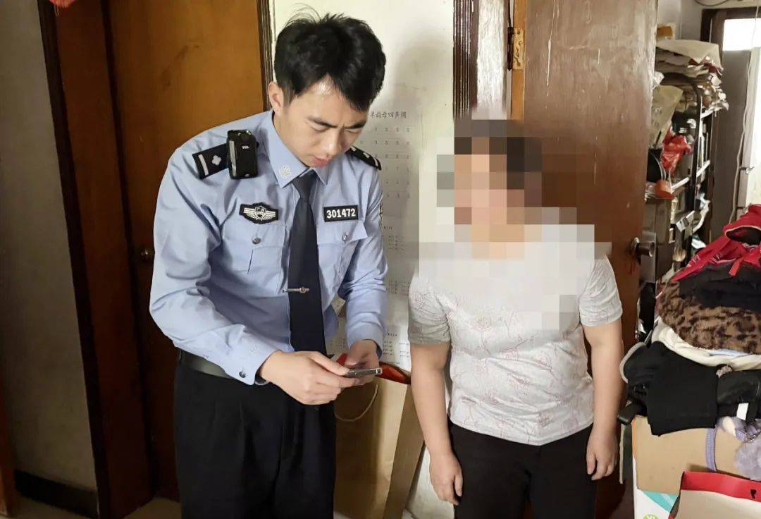 事发桂林<strong></p>
<p>c币交易</strong>！背包里装的1000000元现金被警方紧急拦截