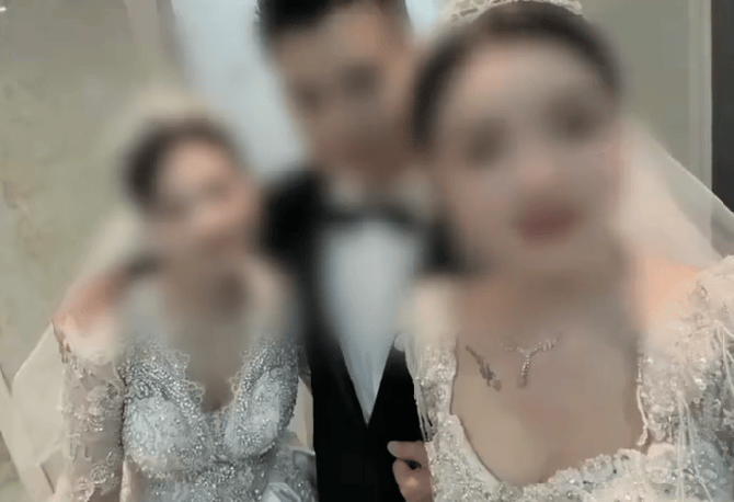 贵州毕节一男两女“办婚礼”引全网批评<strong></p>
<p>c币交易</strong>！律师：如果为真则涉重婚罪；如果虚构则违法