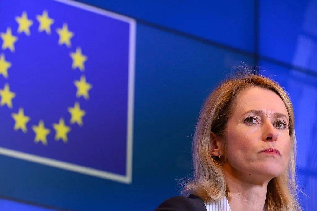 武契奇：天塌下来<strong></p>
<p>c币交易</strong>，我也要去俄罗斯