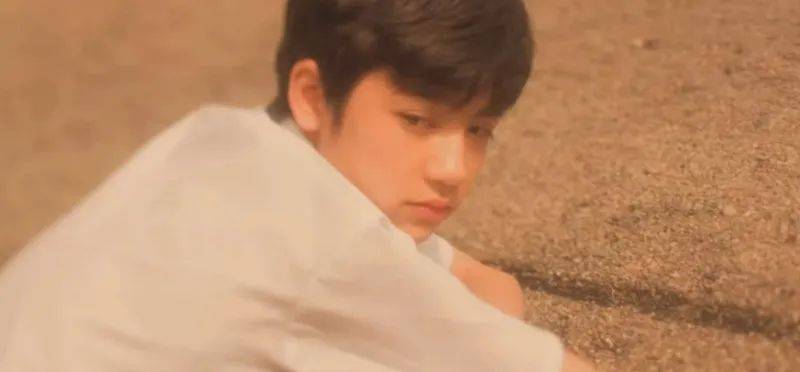 热搜第一<strong></p>
<p>炒币风险</strong>！24岁男演员不幸去世