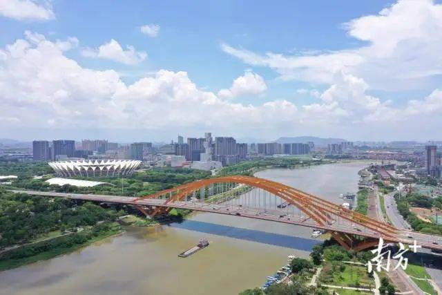 给五区干部开会<strong></p>
<p>今日币圈行情</strong>，佛山市委书记发出“灵魂三问”