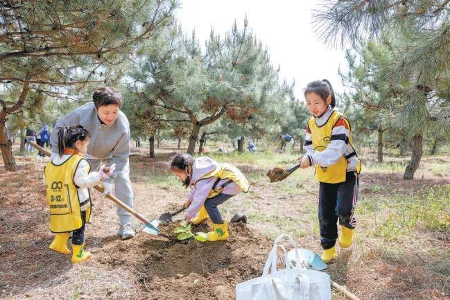 销声匿迹已有30年，华北豹正逐渐接近北京——