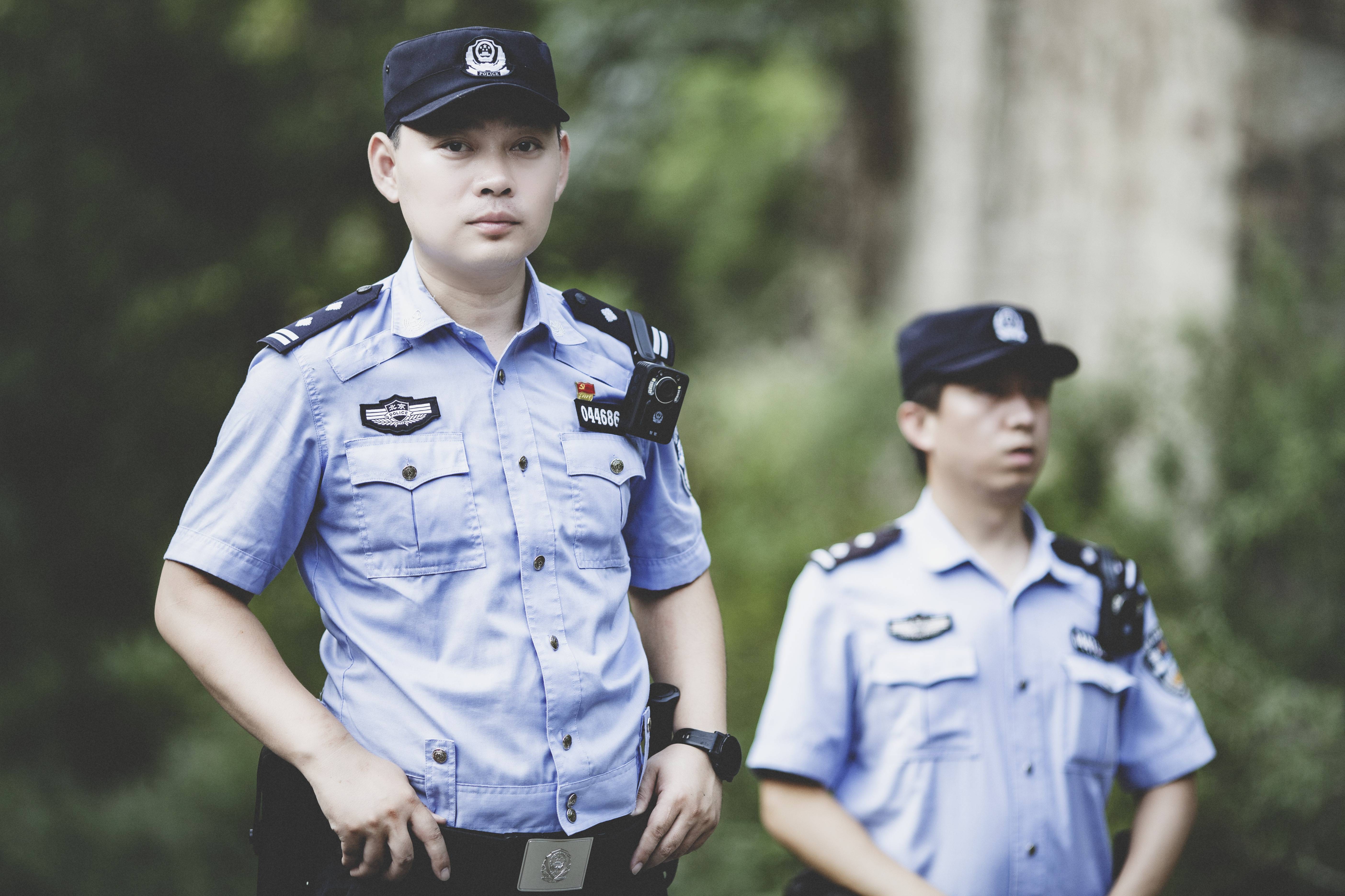 森林警察韩孟祺：乔装成驴友潜伏密林中<strong></p>
<p>炒币亏惨</strong>，抓获“粘鸟”嫌疑人