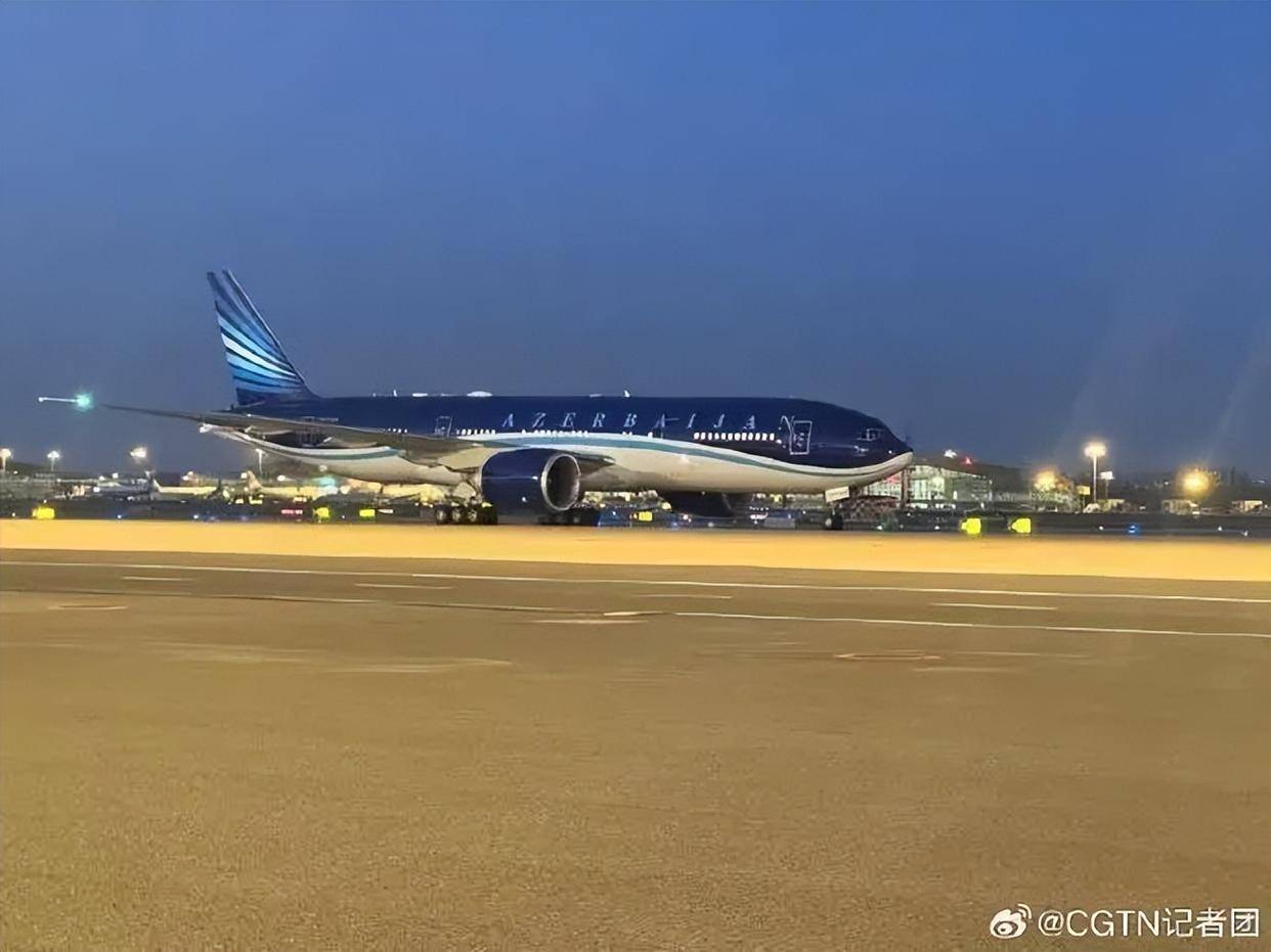 今晚<strong></p>
<p>炒币亏惨</strong>，两国总统乘机抵京