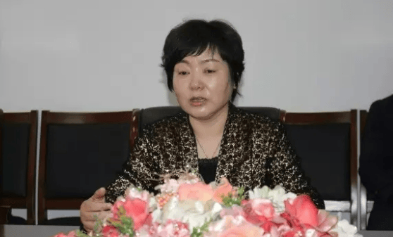 田淑敏<strong></p>
<p>果币网</strong>，欺上瞒下