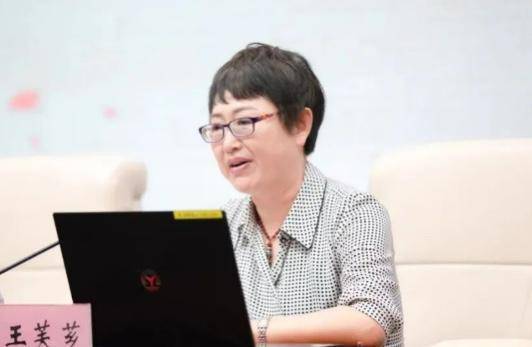 吉林一女官员被查！当过扫黑办主任，她曾说“吃人家的嘴短，拿人家的手短”