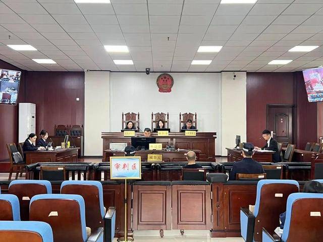 偷偷将村民银行卡与自己微信绑定<strong></p>
<p>储备币</strong>，贵州一村委原副主任盗刷村民低保金获刑