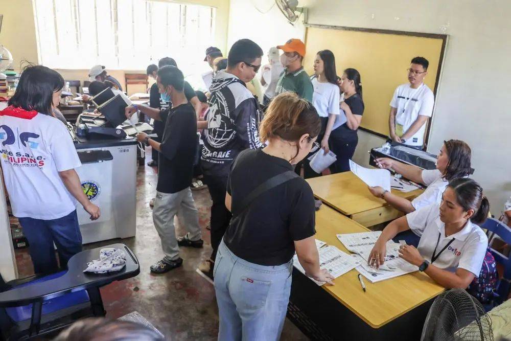 最新！杜特尔特参选达沃市长<strong></p>
<p>收老币</strong>，目前被羁押在国际刑事法院！菲律宾举行中期选举，警方已进入“全面警戒”状态