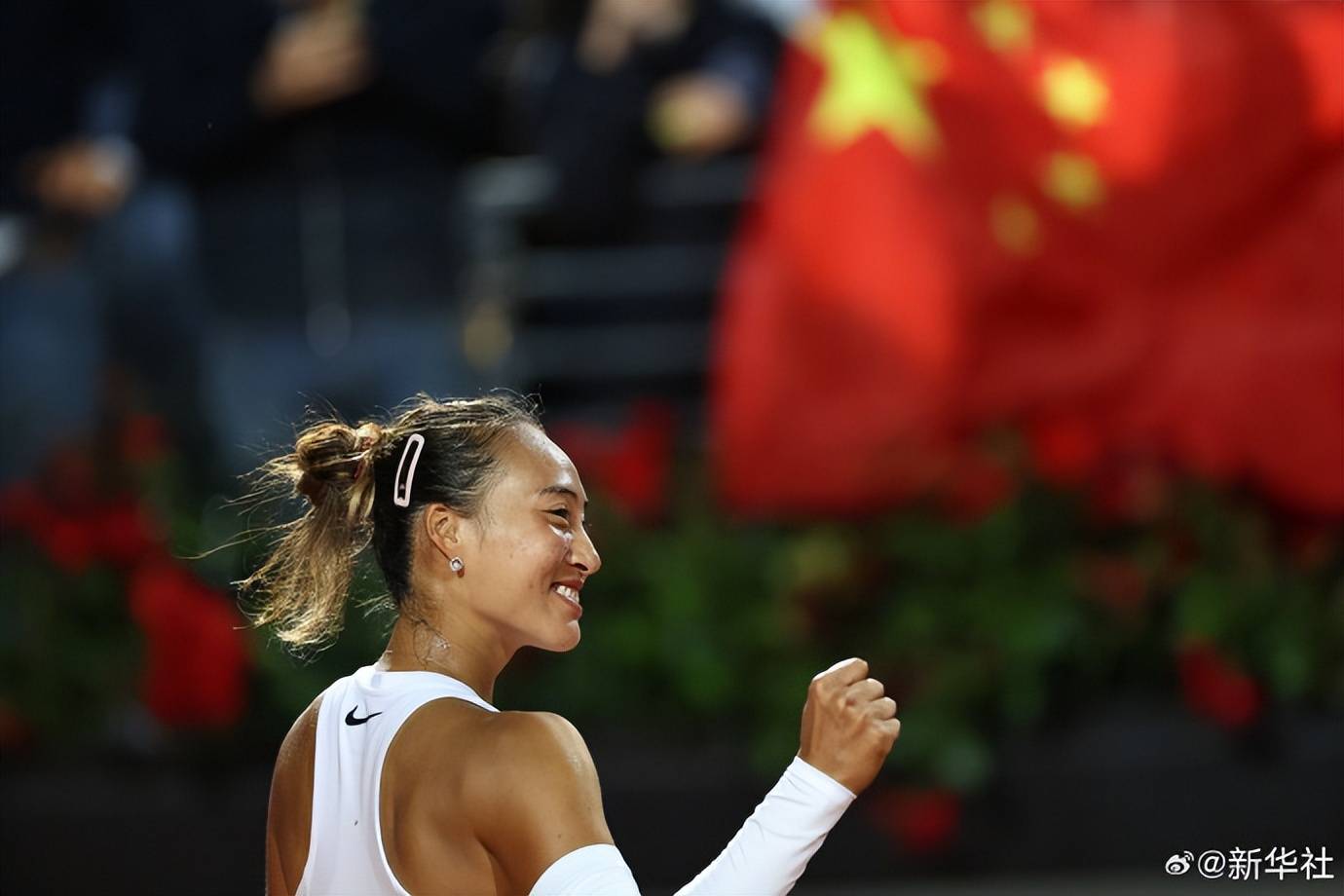 生涯首胜萨巴伦卡<strong></p>
<p>币链江湖</strong>,郑钦文赛后发博:山海皆可平,半决赛对阵高芙,再迎复仇之战