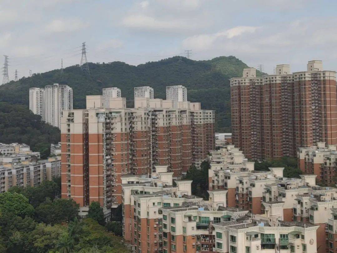 “一小时飞过8架”“感觉屋在抖”！深圳有小区遭遇<strong></p>
<p>炒币策略</strong>，市民：睡不着