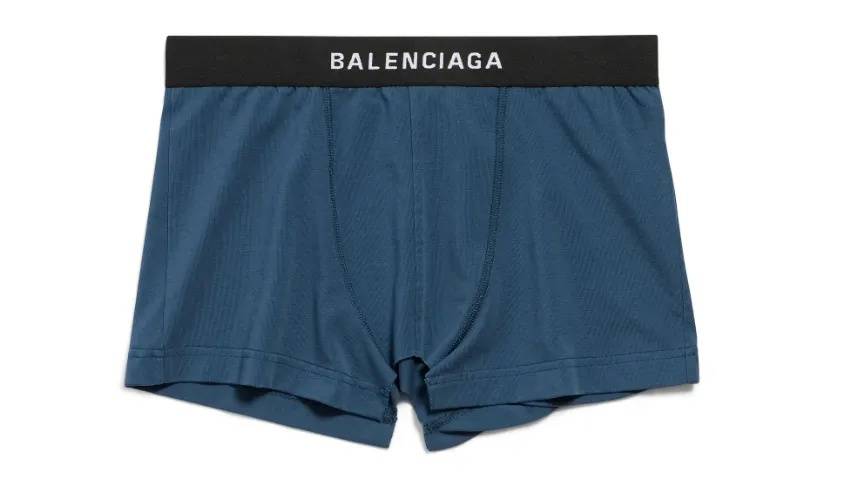 4500元一条！巴黎世家平角短裤造型半身裙惹争议<strong></p>
<p>币圈咨询</strong>，此前曾有多款产品被质疑像“智商税”